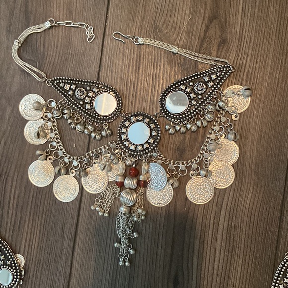 Vintage Silver Metal Belly Dance Belt with headpiece and earrings - Picture 5 of 8